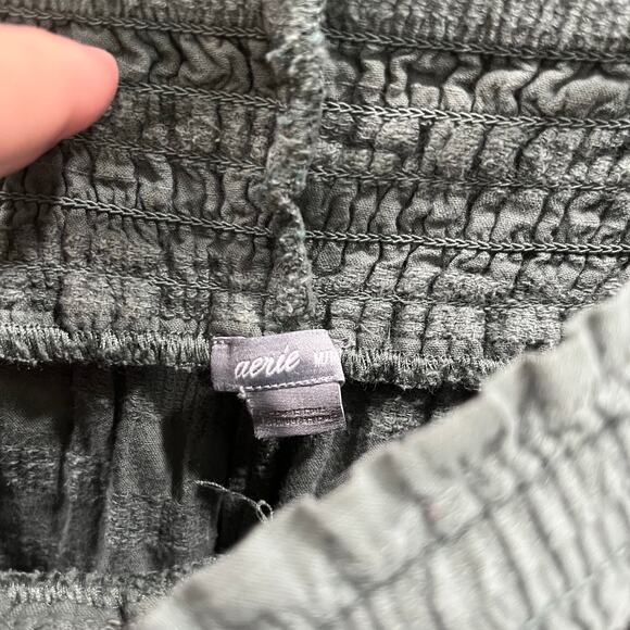 Aerie Green Cropped Pants - Picture 3 of 8